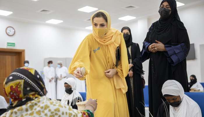 Oman's Honourable Lady visits Craft Training Centre