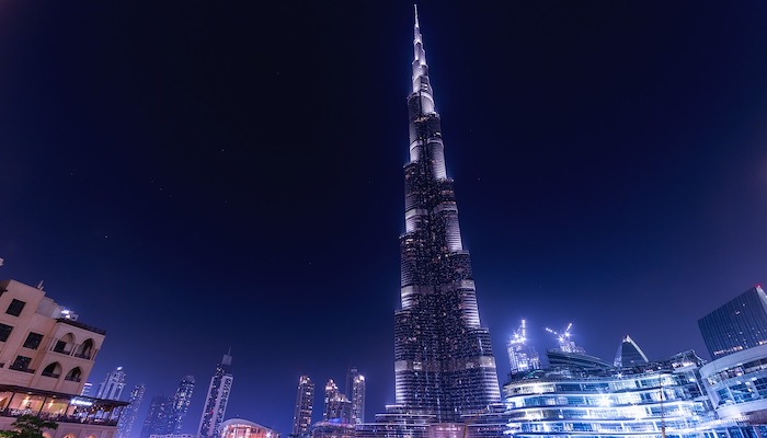 UAE welcomes travellers from Oman via land