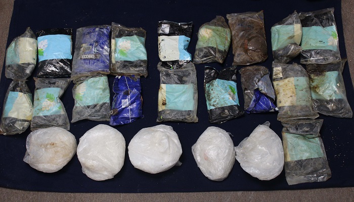 Eight arrested for attempting to smuggle drugs into Oman