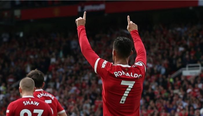 رونالدو يستهل عودته لليونايتد يتسجيل هدفين