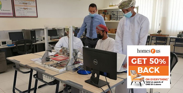 Students of Oman's Saham Vocational College make 3D printer