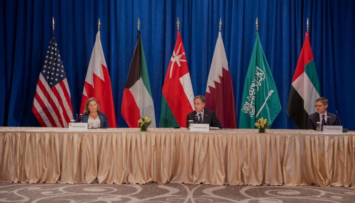 وزير الخارجية الأمريكي يعرب عن تقديره لدور السلطنة في اليمن