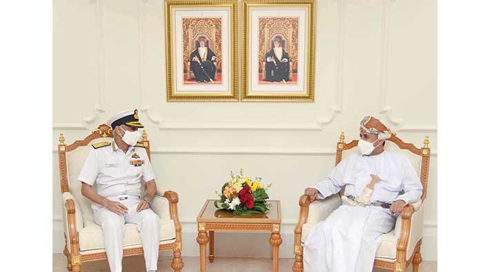 Oman's Defence Secretary General meets Indian Naval Chief