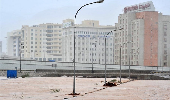 Oman's emergency services stand strong against cyclone Shaheen