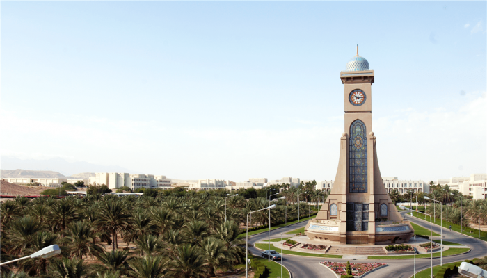 جامعة السلطان قابوس تقرر مواصلة تعطيل الدراسة لنهاية الأسبوع