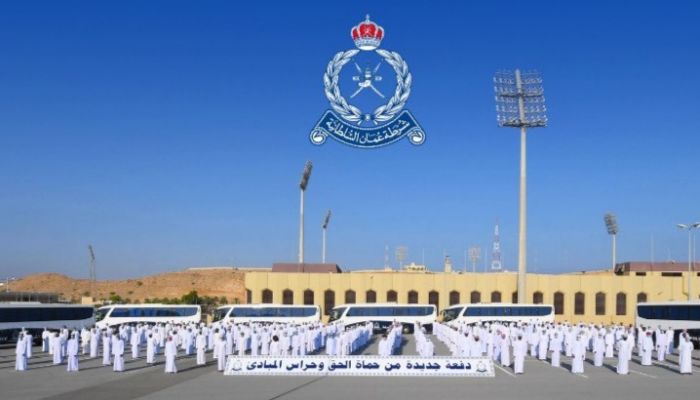 استقبال دفعة جديدة من المواطنين للعمل في شرطة عمان السلطانية