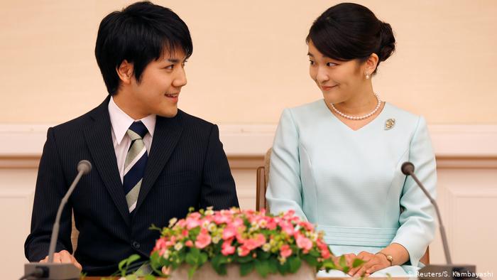 Japan's Princess Mako set to marry commoner amid controversy