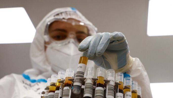 السلطات الصحية في روسيا تقارن بين متحور فيروس كورونا ’دلتا’ و’AY.4.2’