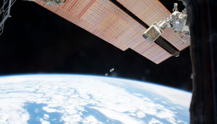 أول قمر صناعي عُماني «كيوب سات» إلى الفضاء في 2022