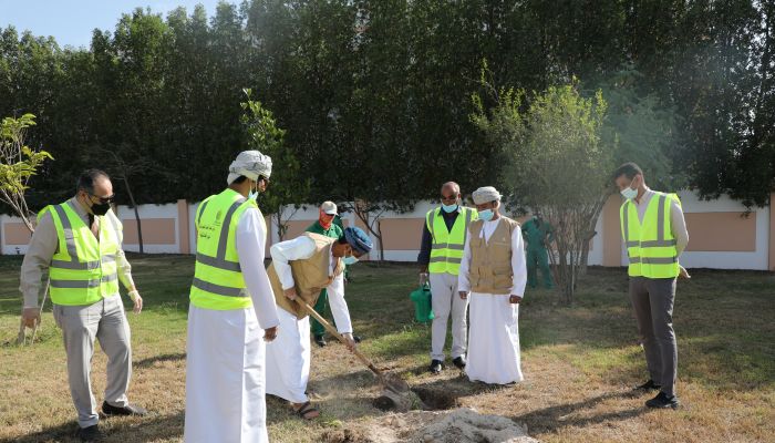 جامعة ظفار تحتفل بيوم الشجرة العماني بالتعاون مع هيئة البيئة