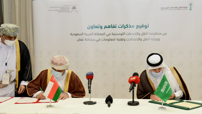 Oman, KSA sign MoUs on land, air transport