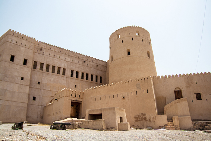 We Love Oman: Al Hazm Castle, a masterpiece of Islamic architecture