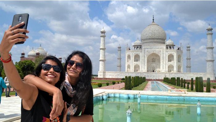 India opens borders to vaccinated foreign tourists