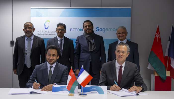 Agreement signed over smart energy meters