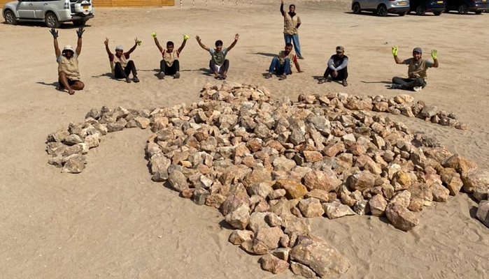 Over 300 volunteers participate in turtle protection program in Oman