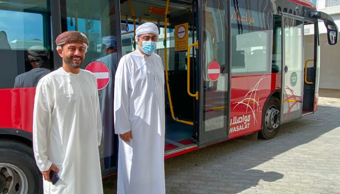 His Highness Sayyid Taimur takes a bus to encourage public transport use