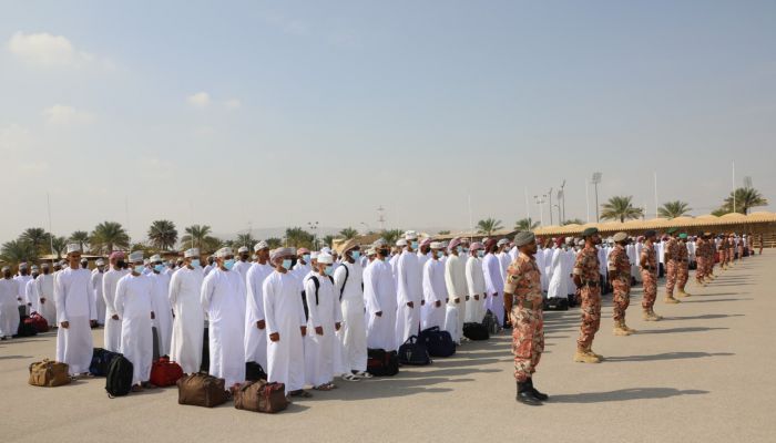 استقبال دفعة جديدة من المواطنين للعمل في القطاع العسكري