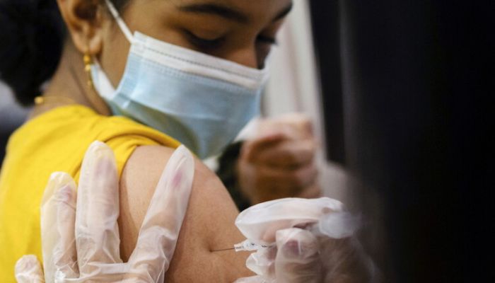 منظمة الصحة العالمية تدعو إلى التعجيل في التطعيم ضد كورونا