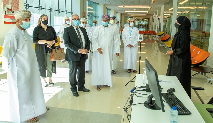 COVID-19: WHO Representative visits immunisation centre in Oman