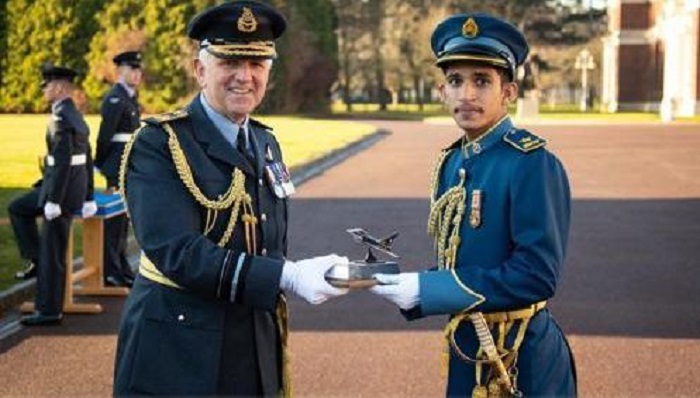 2 Omani officers are among British Royal College's best