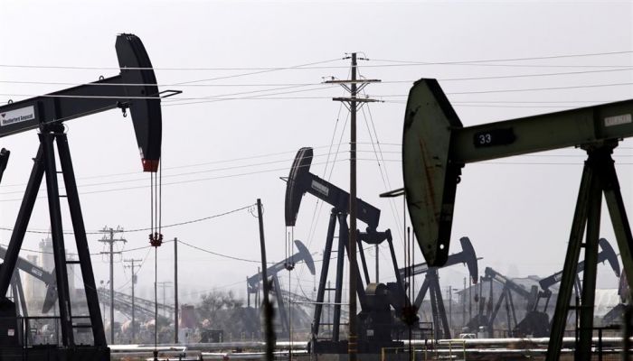 ارتفاع أسعار النفط وسط استمرار المخاوف من تفشي أوميكرون