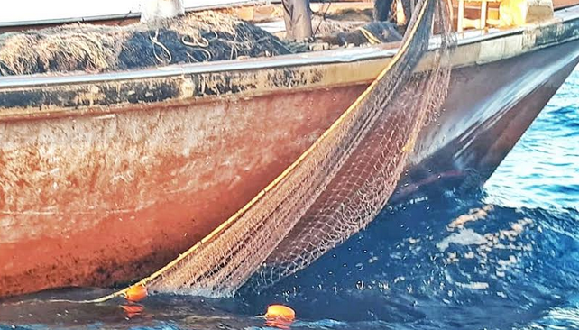 Five fishing vessels seized in Oman