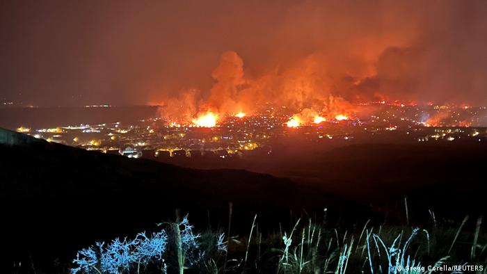 US state of Colorado declares state of emergency due to fast-moving grass fires