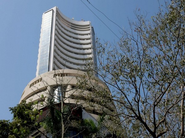 India's Sensex reclaims 60,000 points mark; banking stocks climb