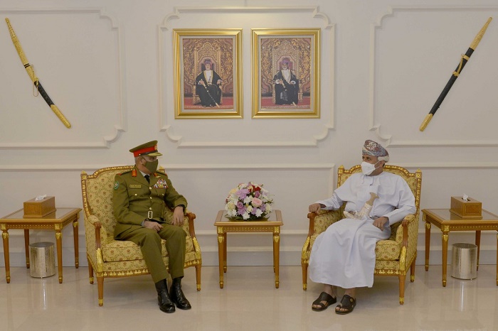 Defence Secretary General receives Chief of  Bahrain Defence Force