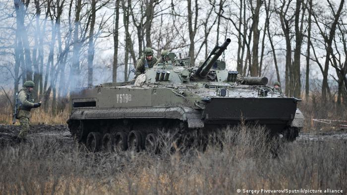 Germany and NATO urge Russia to de-escalate on Ukraine border
