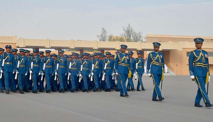 Royal Air Force of Oman holds graduation ceremony