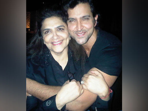 Hrithik Roshan in awe of his mother Pinky Roshan's fitness