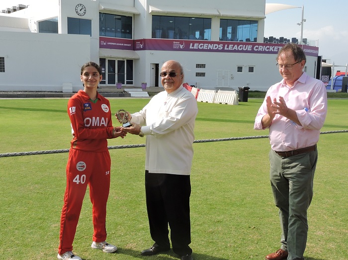 Fiza powers Oman Women to another victory against Wanstead
