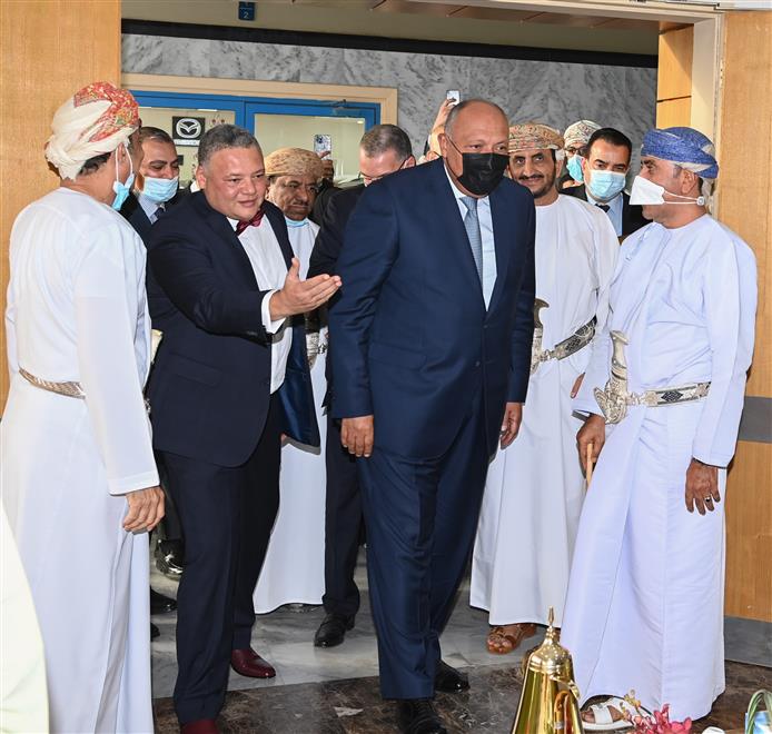 افتتاح المستشفى العربي التخصصي للعيون والأنف والأذن والحنجرة والأسنان الخاص بمسقط
