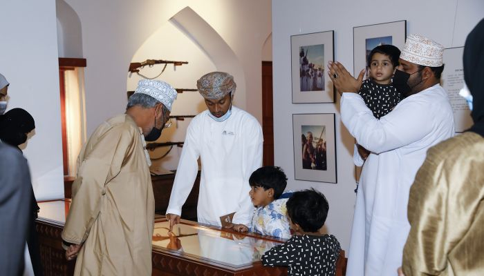 مؤسسة الزبير وبالتعاون مع بيت الزبير تنظمان برنامجاً بعنوان «اكتشف عُمان»