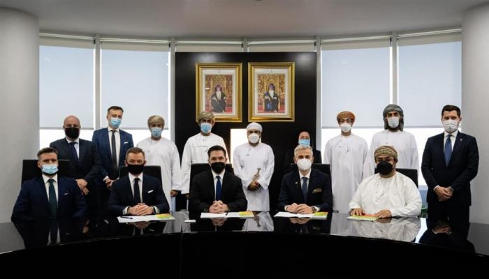 توقيع اتفاقية لتهيئة منصات إطلاق أقمار صناعية في سلطنة عُمان