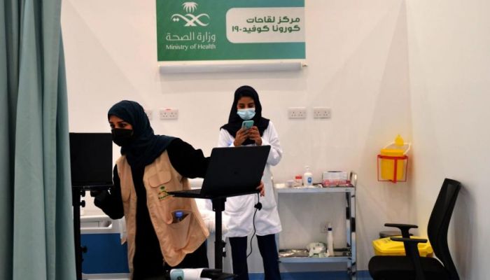 مطلع فبراير.. السعودية تشترط الجرعة الثالثة لدخول مقار العمل