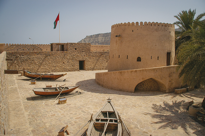 We Love Oman: Explore the history of Khasab Castle