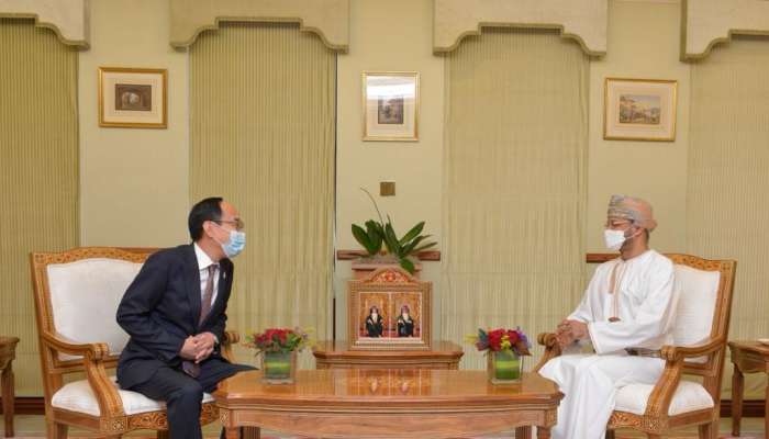Oman's Foreign Minister receives credentials of Japanese Ambassador