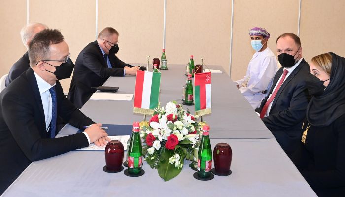 مناقشة سبل تعزيز التعاون التجاري والاستثماري بين سلطنة عمان والمجر