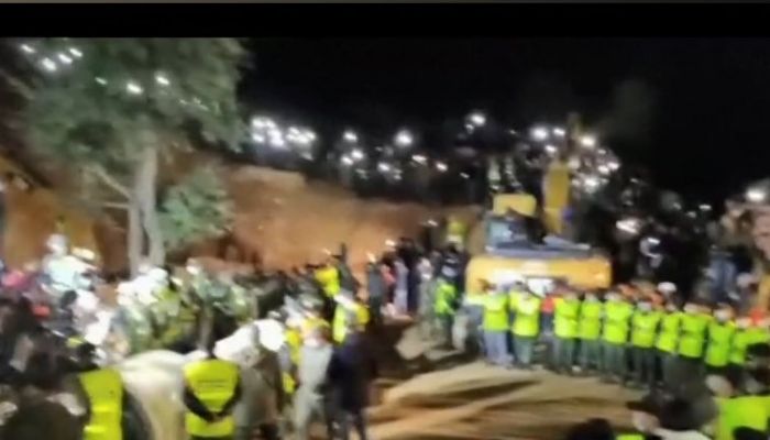 فرق الإنقاذ المغربية تنجح في إخراج الطفل ريان من البئر