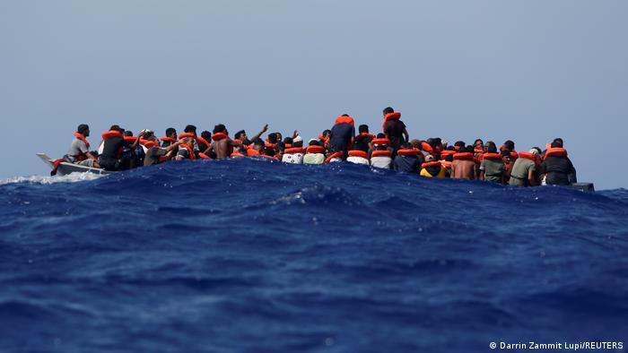 Why do Bangladeshi migrants take irregular routes to Italy?