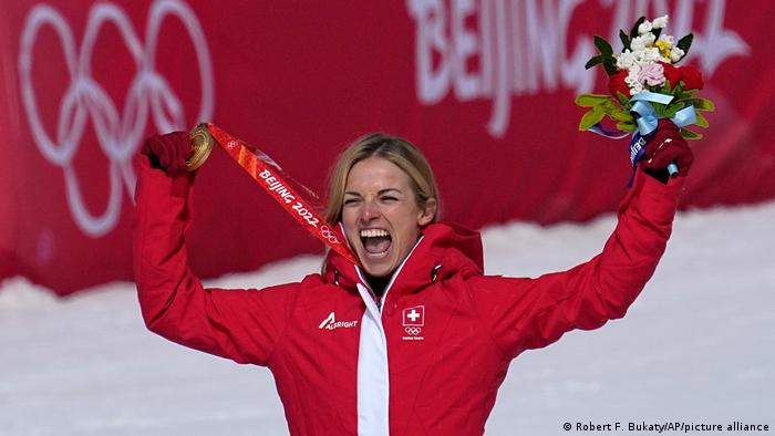 Beijing Winter Olympics 2022 Digest: Lara Gut-Behrami makes history ...