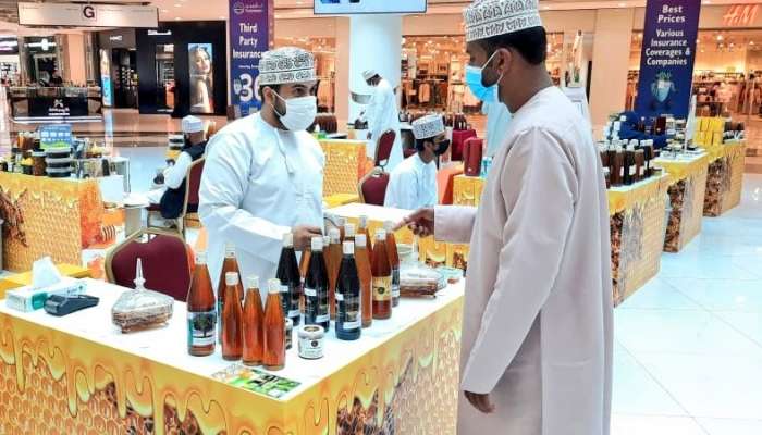 Agriculture Ministry sets up outlets for honey sales at mall