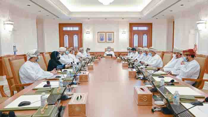 Majlis Al Shura Office reviews results of discussions with ministers