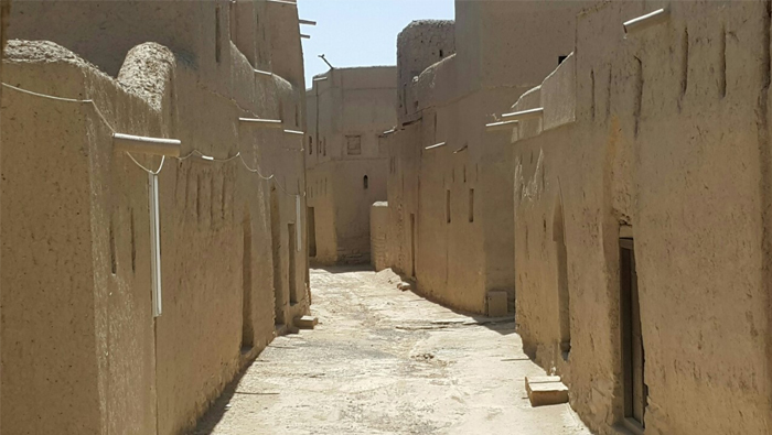 We Love Oman:  Ancient archaeological neighbourhood of Harat Al Bilad