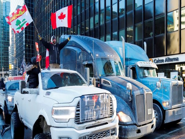 Trucker blockade at Canada-US border expected to end Wednesday