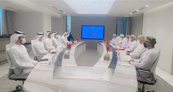 Oman's Minister of Commerce meets UAE ministers