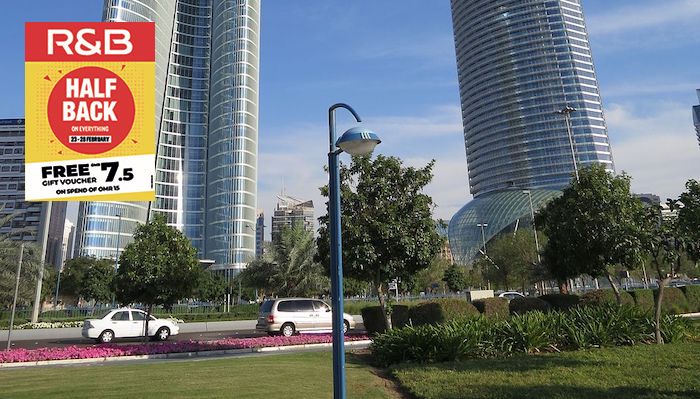 Masks optional in outdoor places in the UAE