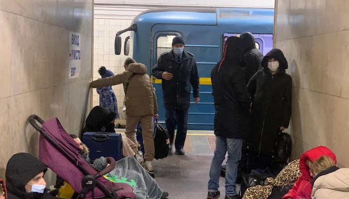 368,000 Ukrainian refugees flee in just over three days